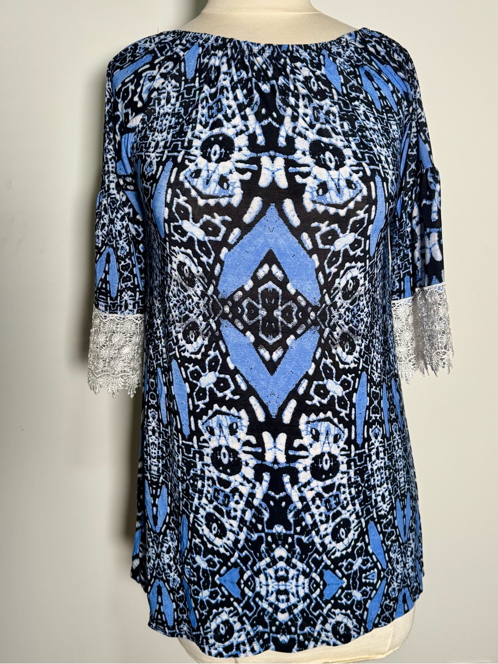 Boho Flattering Mosaic Print Lace Trim Tunic Top Off Shoulder Blue Black Medium